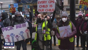 Chicago Public Schools parents rally for Covid-19 safety mitigations