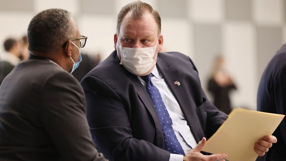 Lightfoot promises transparency in replacing convicted Chicago alderman