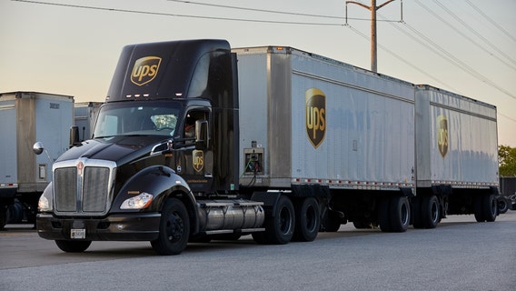 UPS to hire 300 CDL drivers in Chicagoland