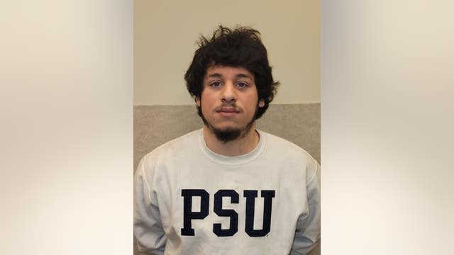 Park Ridge man charged with robbing two workers at Portillo's at gunpoint