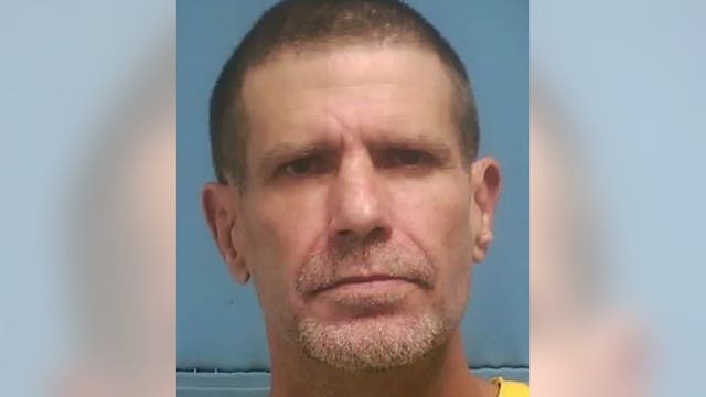 Convicted killer escapes prison second time, manhunt underway, authorities say