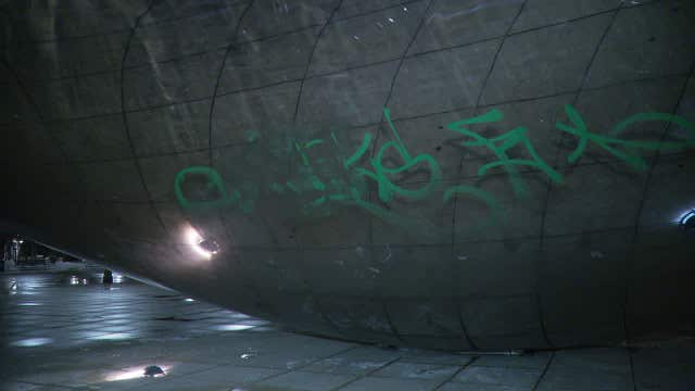 Chicago's 'Bean' sculpture tagged with graffiti, man arrested
