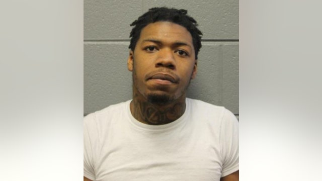 Illinois man charged with stealing more than $20K in merchandise from Chicago stores