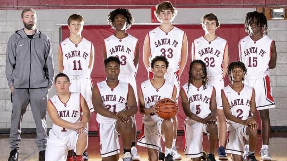 santa-fe-basketball-team.jpg