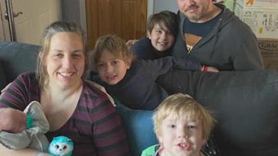 Community rallies around Palatine family after mother of four is diagnosed with cancer