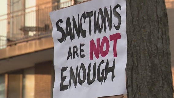 Chicago area residents collect medical supplies, other donations for Ukraine