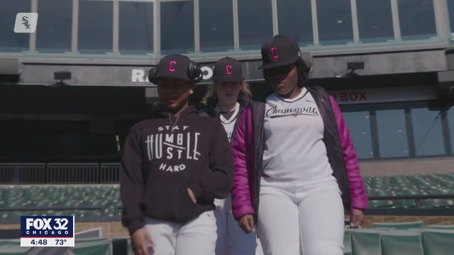 Chicago all-girls travel baseball team gets support from White Sox