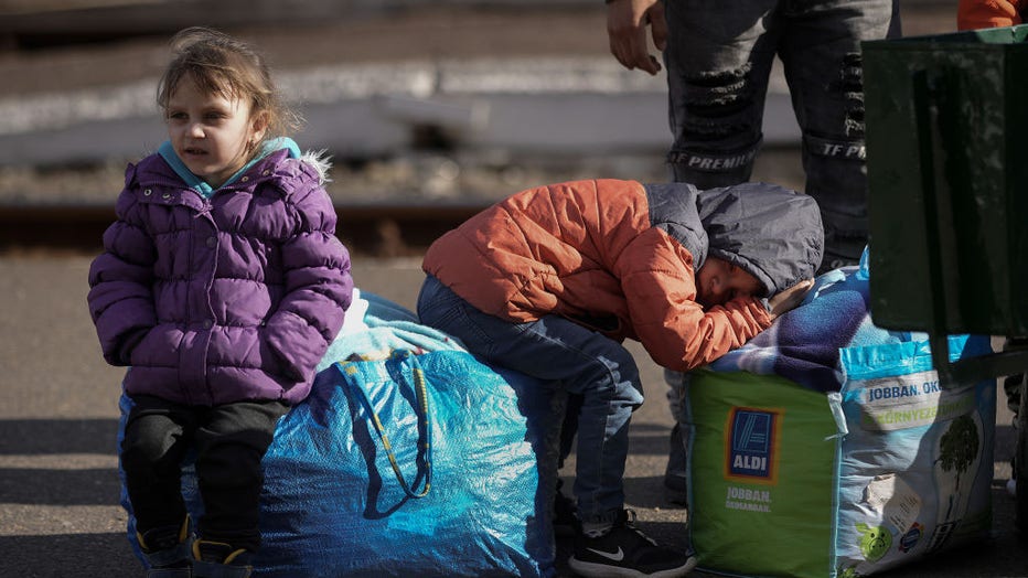 Fleeing Ukraine, Toddlers in Tow — AJ+