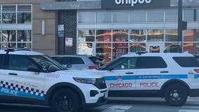 Person shot dead at Snipes sneaker store in Chicago's Bronzeville neighborhood