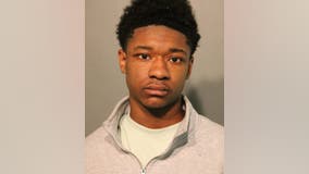 18-year-old charged in pair of Chicago carjackings