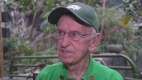 World War II veteran among 400 volunteers that power Brookfield Zoo