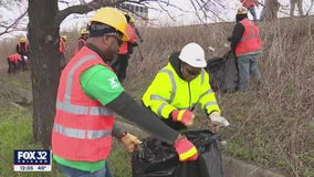 Metra stages massive clean-up effort along Chicago-area tracks for Earth Day