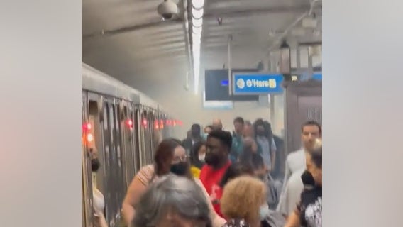 Passengers evacuate CTA Blue Line train in Chicago after smoky 'mechanical problem'