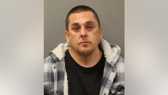 Addison man charged with trying to carjack 71-year-old woman in Chicago