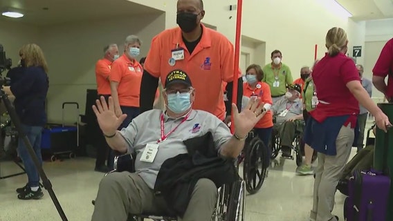 Honor Flight Chicago flies veterans to see D.C. memorials, marking 100th trip
