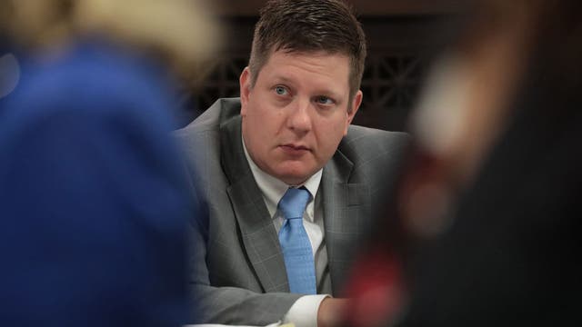 Laquan McDonald murder: Family reacts after ex-Chicago cop Jason Van Dyke is not federally charged