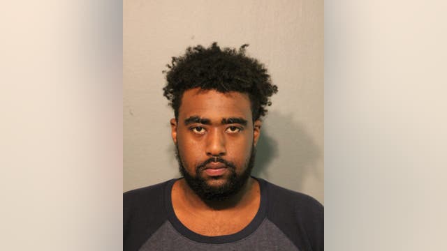 Man charged with running over Chicago police sergeant while fleeing River North traffic stop
