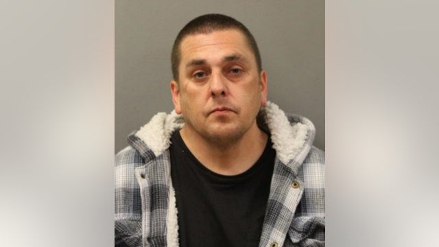 Addison man charged with trying to carjack 71-year-old woman in Chicago