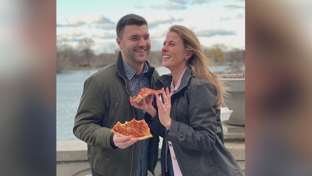 Chicago area wedding boom creates hitch for newly engaged couples