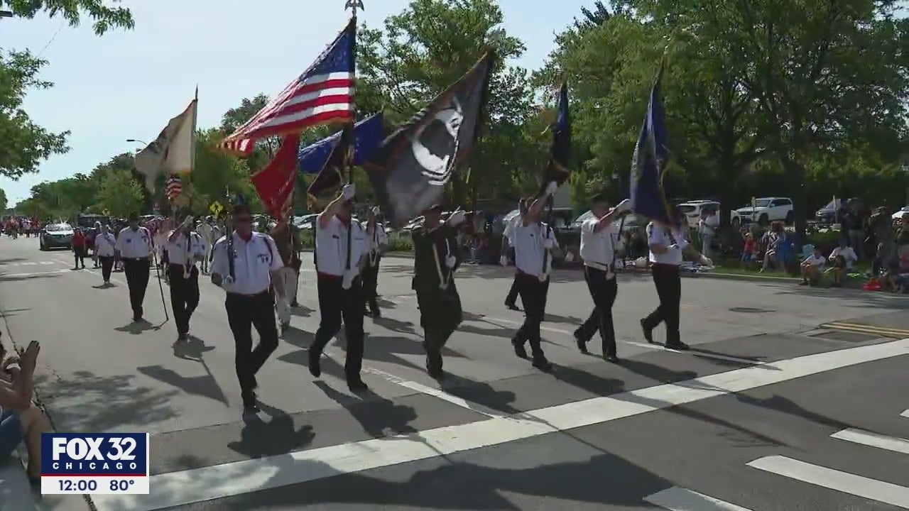 Memorial Day parade in Arlington Heights honors fallen military members