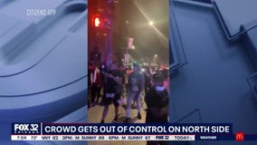 'Absolute chaos': Mob of teens overtake Chicago streets, wild video shows