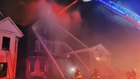 Video shows 2 buildings on fire on Chicago's South Side