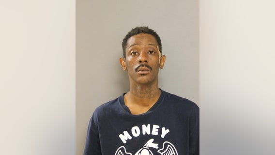 Man arrested within 15 minutes of attempting to carjack victim on Chicago's Southwest Side: police
