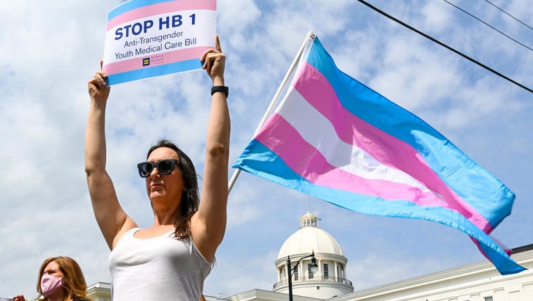 355fe65c-Transgender Rights Advocates Rally Against Alabama Legislation