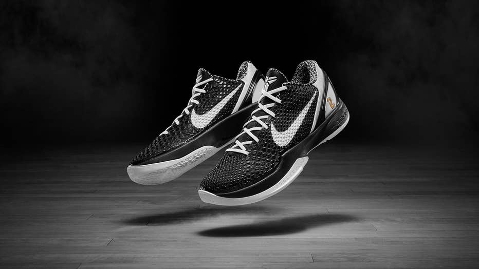 NikeNews_Kobe6Protro_MambacitaSweet16_Kobe-Profile_Plate_7584_inversed-fog_BW_1920x1020_hd_1600.jpeg