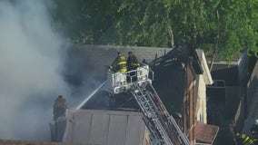 Crews battle large fire on Chicago's Lower West Side