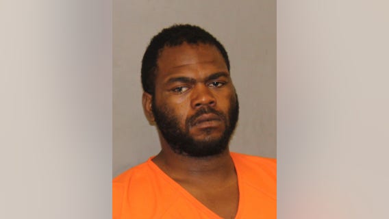 Chicago man carjacked woman at Lisle gas station, fled from car by foot after it ran out of gas: prosecutors