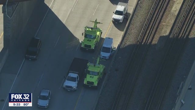 Chicago carjacking leads to police chase, multiple crashes on I-94