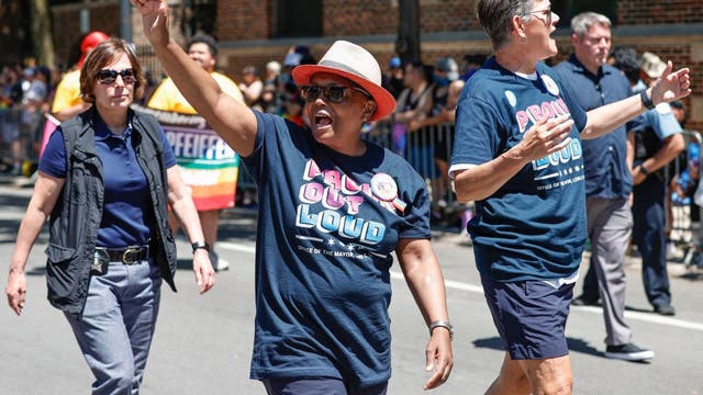 Lightfoot says 'F— Clarence Thomas' for opinion urging Supreme Court to overturn gay marriage