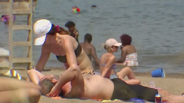 Push to change public nudity rules in Evanston