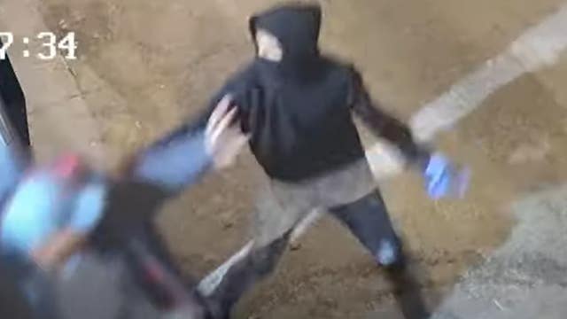 Video shows suspects who shot and killed a Chicago father behind Happy Camper in Lake View