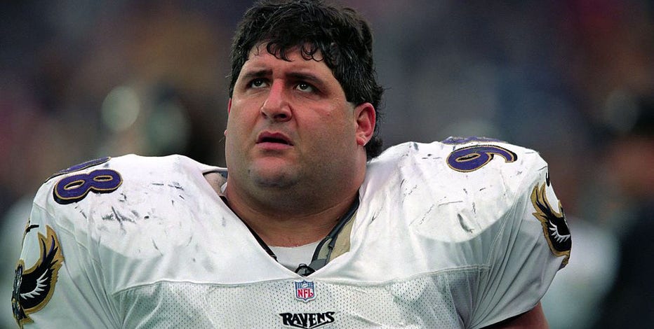 Ex-Ravens star, Fox broadcaster Tony Siragusa dies at 55 