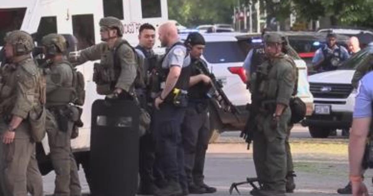 Man arrested in Iowa for allegedly shooting Chicago police officer ...