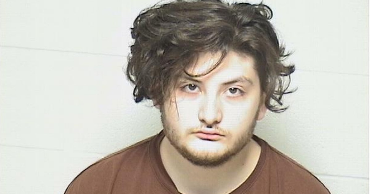 Buffalo Grove man who met pair to smoke marijuana, robbed at knife ...