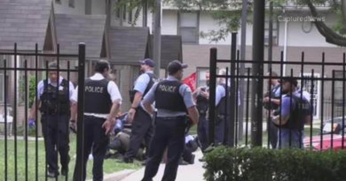 Chicago man faces attempted murder charges after allegedly shooting ...