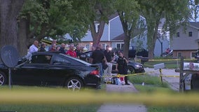 Bolingbrook police fatally shoot suspect who stabbed man, killed dog