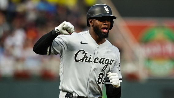 White Sox give Robert more room to work on his adjustments at the plate