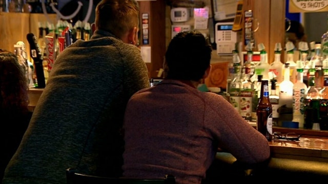 Chicago alderman pushes for earlier closing times for River North bars