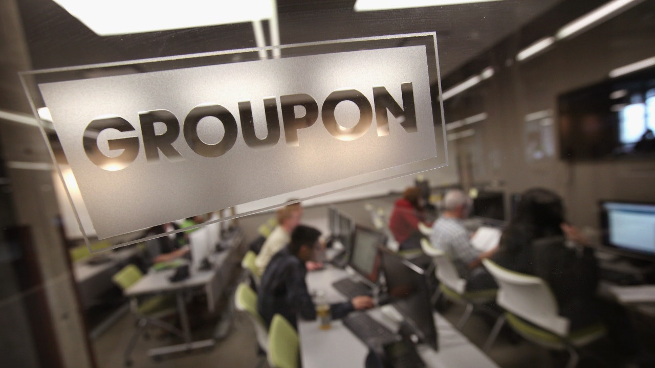 Chicago-based Groupon To Lay Off 500 Employees — What To Know | FOX 32 ...