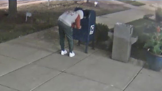 Norridge residents warned of check washing scheme, mail thefts from USPS boxes