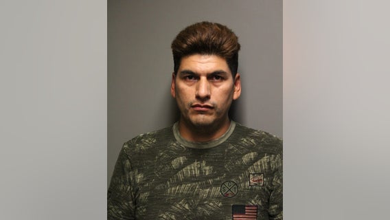 Park Ridge elementary school custodian hides camera in bathroom: police