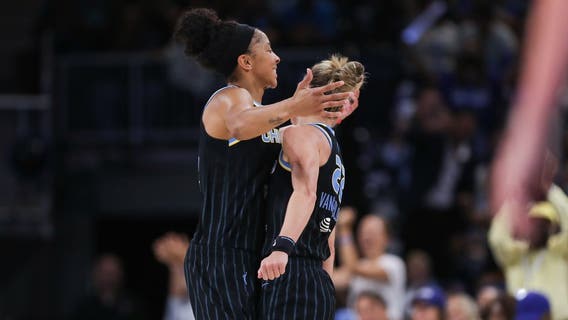 Chicago Sky advance to WNBA semis, beat New York 90-72