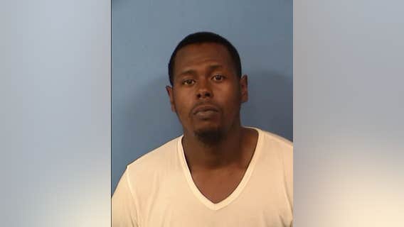 Convicted felon out on bond arrested with ghost gun, narcotics: prosecutors