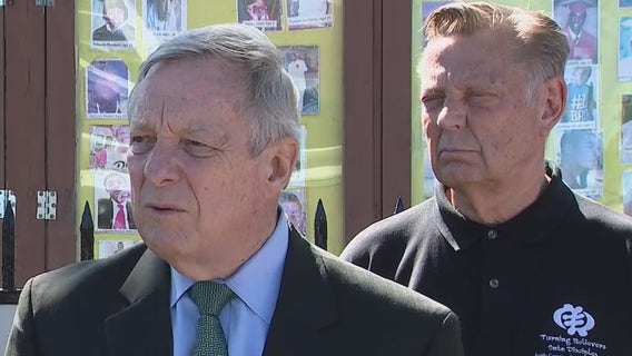Durbin, Pfleger meet to discuss violence prevention efforts in Chicago