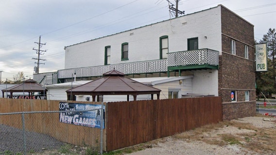 Chicago man shot dead during fight at Blue Island bar