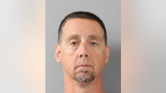 Man charged in Shorewood bank robbery